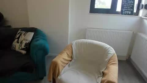 Snapshot of julya_lexa chatting on October 18, 2025, 8:15 am Julya online show from October 18, 2025, 8:15 am