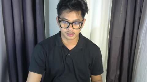 Snapshot of julz_alwayshorny chatting on October 8, 2025, 2:47 pm call me julz online show from October 8, 2025, 2:47 pm