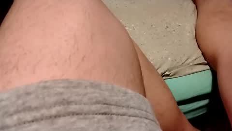 Snapshot of jumezee chatting on November 3, 2025, 12:06 pm Asian office boy online show from November 3, 2025, 12:06 pm