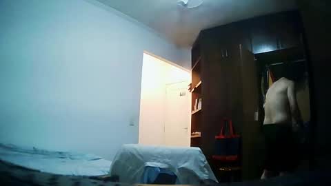 Mia online show from January 19, 2025, 7:15 pm