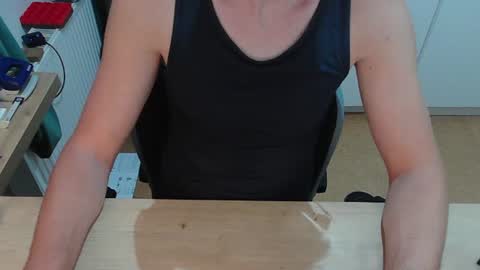 junk2711 online show from July 13, 2026, 5:38 pm