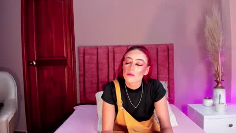 Jupiter Fox online show from December 23, 2025, 12:30 am