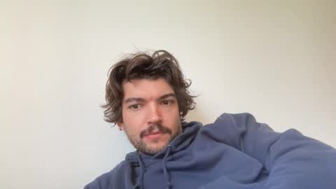 just_a_guy_with_a_big_cock online show from October 24, 2025, 8:55 am