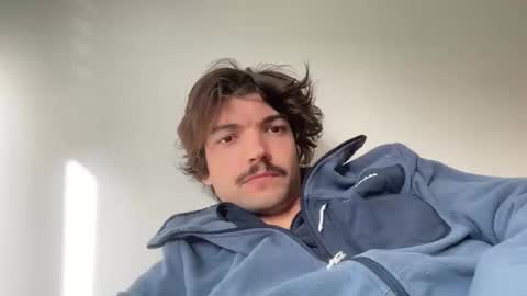 just_a_guy_with_a_big_cock online show from November 3, 2025, 9:54 am