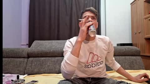 Snapshot of just_alexx12 chatting on December 27, 2024, 6:03 am just_alexx12 online show from December 27, 2024, 6:03 am