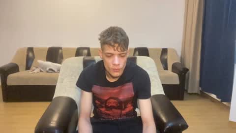 Snapshot of just_alexx12 chatting on January 21, 2025, 7:06 pm just_alexx12 online show from January 21, 2025, 7:06 pm