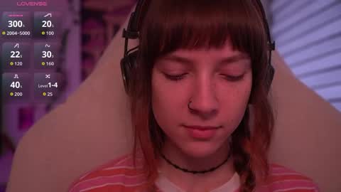 Snapshot of just_busking chatting on October 14, 2025, 7:31 am Julia online show from October 14, 2025, 7:31 am