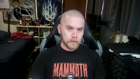 Snapshot of just_ryan88 chatting on September 19, 2025, 1:18 am Ryan online show from September 19, 2025, 1:18 am