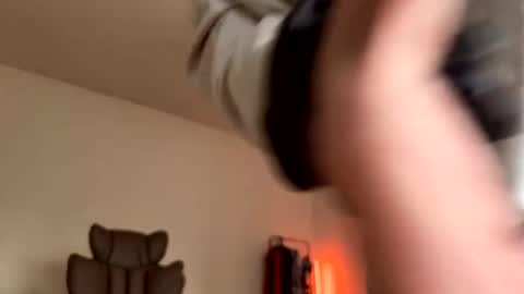 Billie  B  William online show from April 17, 2026, 8:50 am