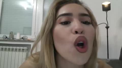 justbribri online show from March 15, 2026, 7:09 pm