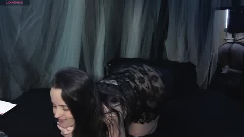 Cheshire Brat online show from January 13, 2026, 3:34 am