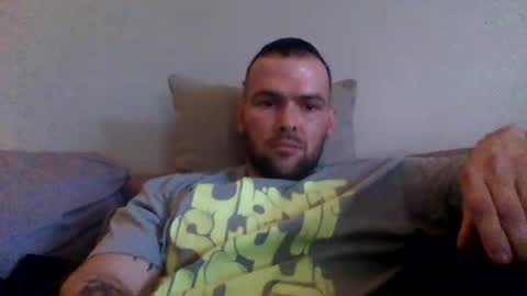 Snapshot of justgrosch4200 chatting on October 25, 2025, 2:02 pm justgrosch4200 online show from October 25, 2025, 2:02 pm