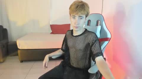 Justin Blake online show from April 19, 2026, 12:37 pm