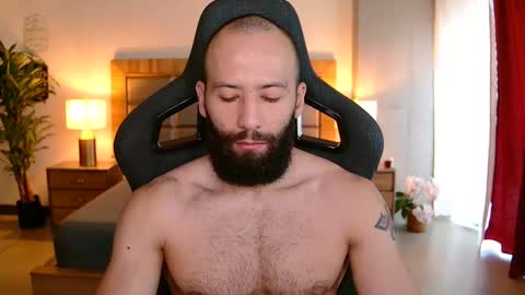 Snapshot of justin_hton chatting on January 18, 2026, 9:40 pm Justin online show from January 18, 2026, 9:40 pm