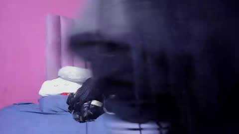 Snapshot of justin_jazmin chatting on December 24, 2024, 12:44 am JUSTIN Y JAZMIN online show from December 24, 2024, 12:44 am