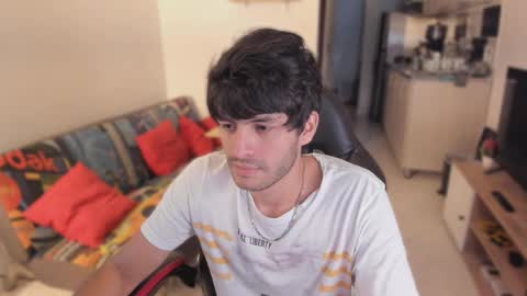 Diego online show from October 7, 2025, 9:45 pm