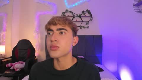 Justin online show from December 4, 2025, 11:30 am