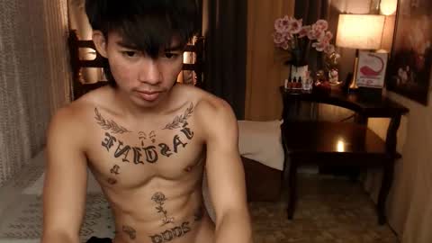 justine_hunk online show from December 9, 2024, 5:18 am