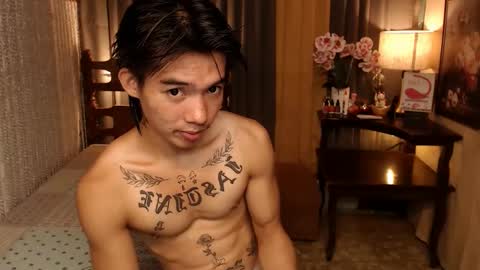 justine_hunk online show from December 24, 2024, 6:00 am