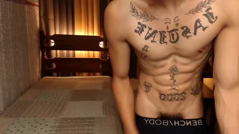 justine_hunk online show from January 4, 2025, 6:30 am