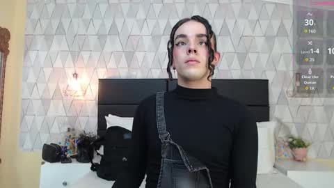 Justine online show from September 29, 2025, 3:33 am