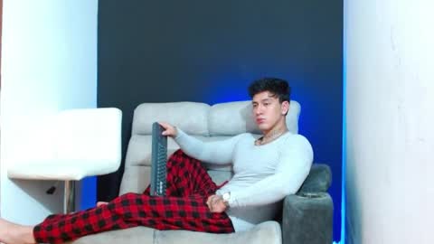 justinfuller_31 online show from April 9, 2026, 6:57 pm