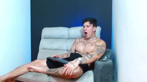 justinfuller_31 online show from July 7, 2026, 6:47 am