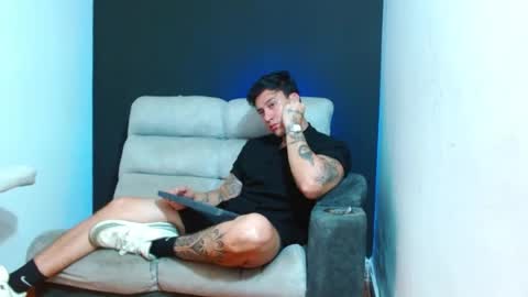 justinfuller_31 online show from July 10, 2026, 5:34 am