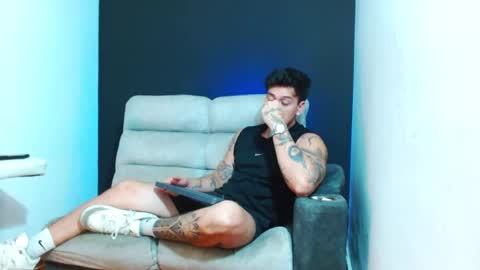 justinfuller_31 online show from July 14, 2026, 9:20 pm