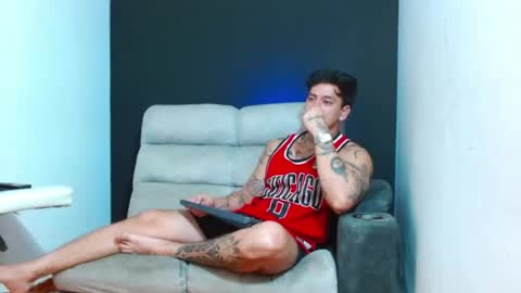 justinfuller_31 online show from July 26, 2026, 1:47 am