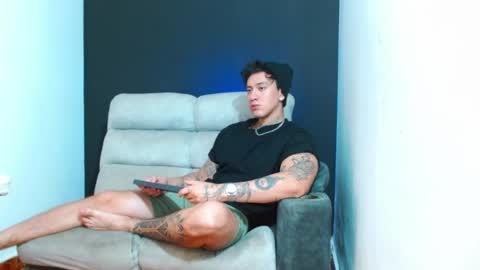 justinfuller_31 online show from July 28, 2026, 4:27 pm