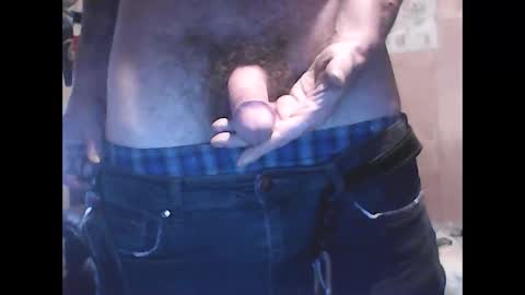 Snapshot of justinjerksit chatting on December 7, 2024, 12:41 am justinjerksit online show from December 7, 2024, 12:41 am