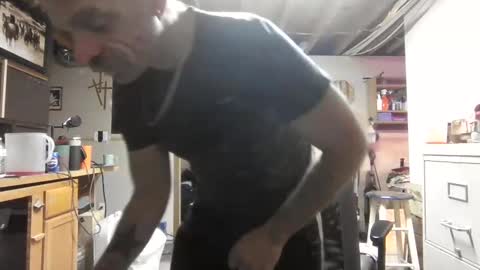 justinmoore1987 online show from December 14, 2025, 7:58 am