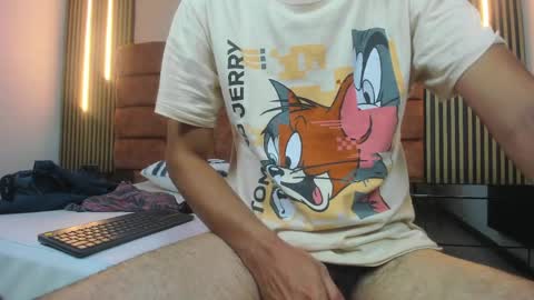 Snapshot of justinschneider chatting on April 8, 2026, 9:48 pm justinschneider online show from April 8, 2026, 9:48 pm