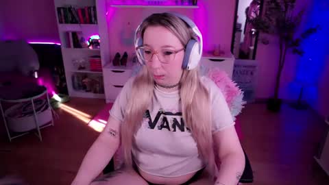 Snapshot of justkerryx chatting on February 3, 2025, 9:41 am Kerry online show from February 3, 2025, 9:41 am