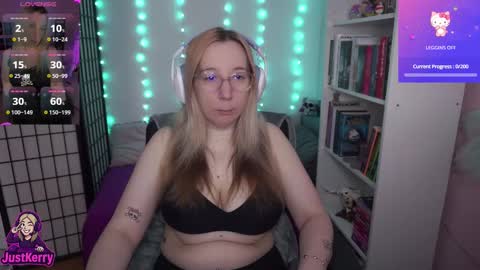 Snapshot of justkerryx chatting on September 29, 2025, 7:35 am Kerry online show from September 29, 2025, 7:35 am