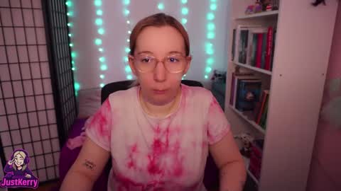 Snapshot of justkerryx chatting on October 1, 2025, 7:58 am Kerry online show from October 1, 2025, 7:58 am