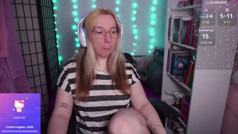 Snapshot of justkerryx chatting on October 13, 2025, 8:36 am Kerry online show from October 13, 2025, 8:36 am