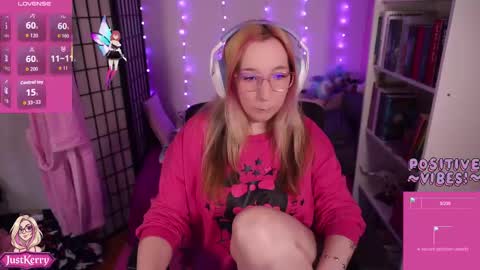 Snapshot of justkerryx chatting on October 24, 2025, 8:55 am Kerry online show from October 24, 2025, 8:55 am