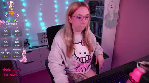 Snapshot of justkerryx chatting on October 28, 2025, 9:35 am Kerry online show from October 28, 2025, 9:35 am