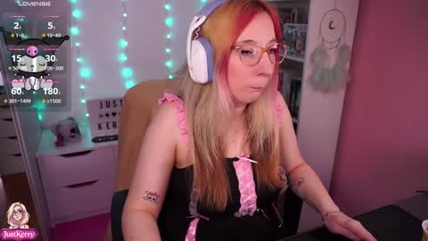 Snapshot of justkerryx chatting on November 3, 2025, 9:43 am Kerry online show from November 3, 2025, 9:43 am