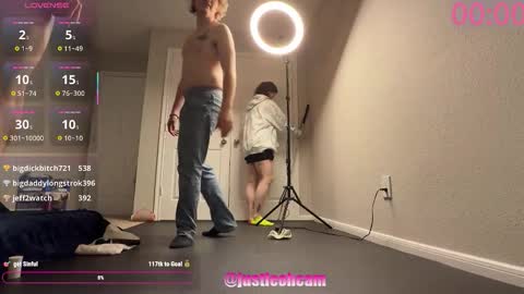 Snapshot of justleohcam chatting on February 15, 2026, 8:27 pm JustLeOH oXXXana online show from February 15, 2026, 8:27 pm