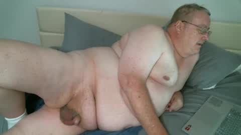 justmedm64 online show from February 28, 2026, 12:55 am