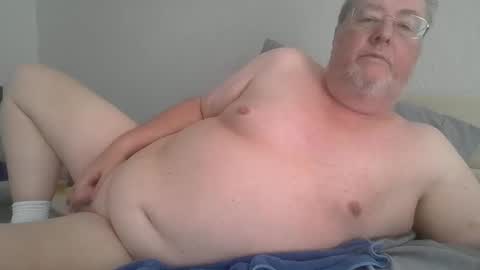 justmedm64 online show from April 6, 2026, 1:34 pm