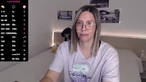 Julie online show from October 8, 2025, 4:04 pm