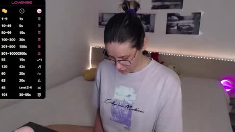 Julie online show from April 24, 2026, 4:09 pm