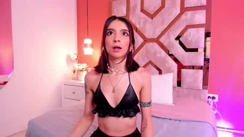 Mia online show from March 6, 2026, 11:23 pm