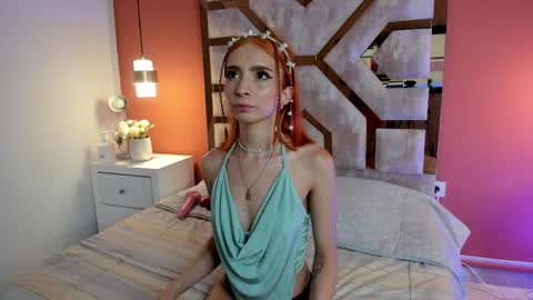 Mia online show from April 1, 2026, 4:24 am