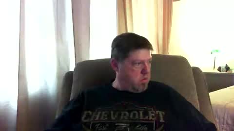 Snapshot of justsetfree chatting on February 4, 2025, 3:57 pm justsetfree online show from February 4, 2025, 3:57 pm