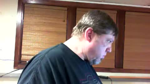 Snapshot of justsetfree chatting on February 7, 2025, 6:24 am justsetfree online show from February 7, 2025, 6:24 am